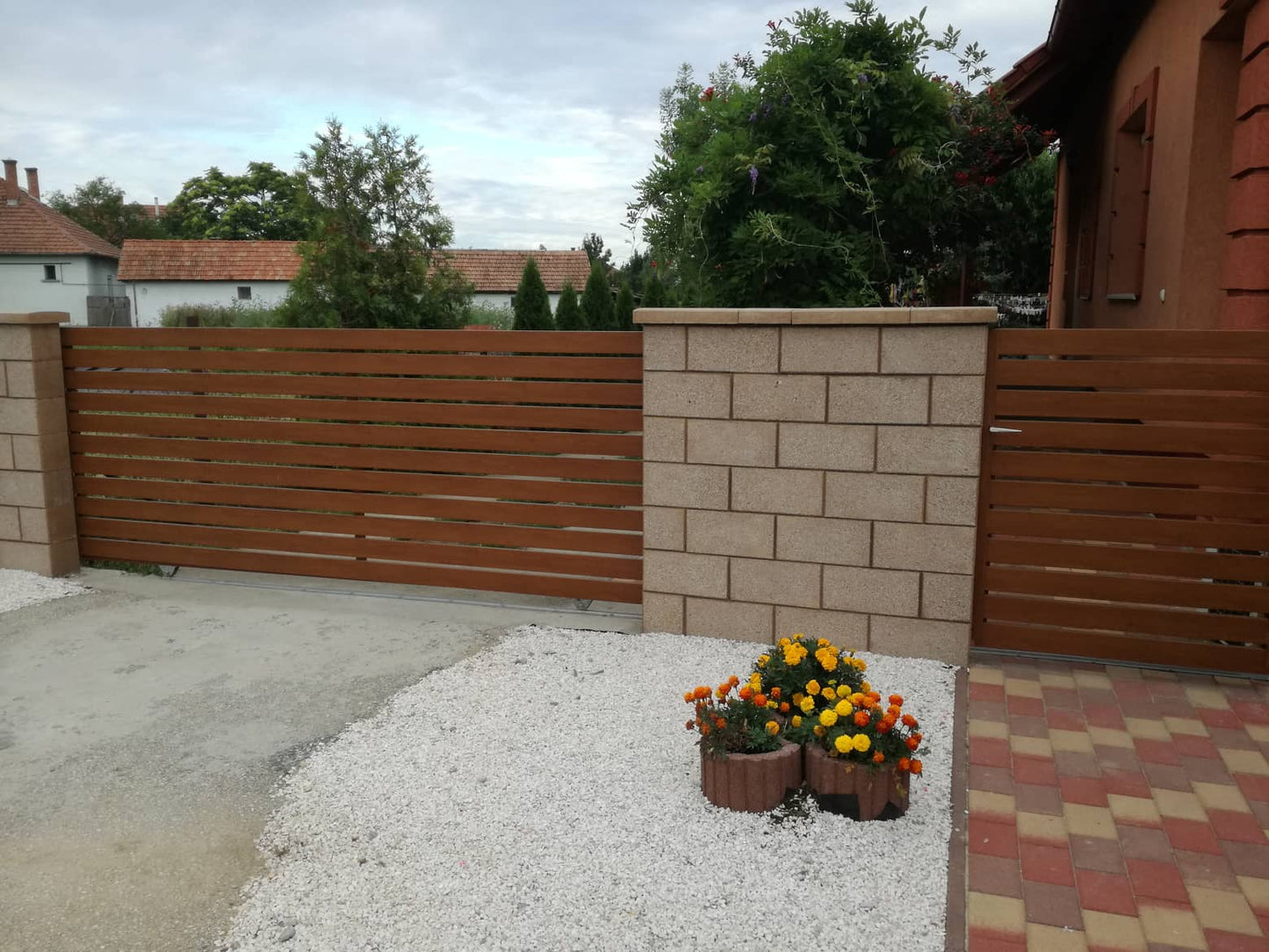 Aluminium dobozos kerítés